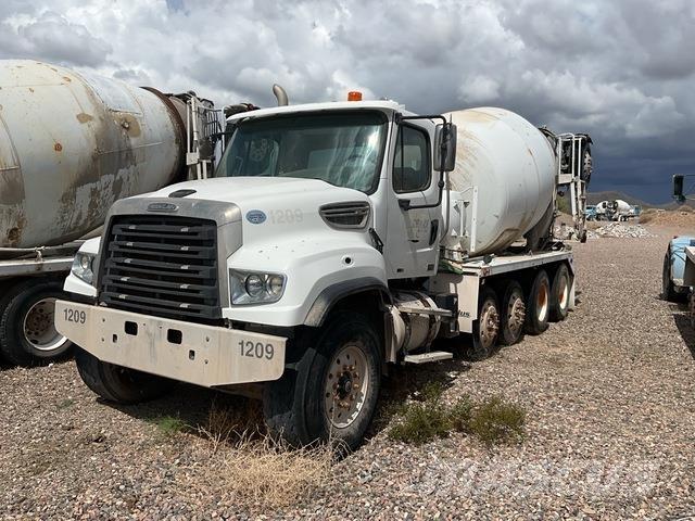 Freightliner  Inne