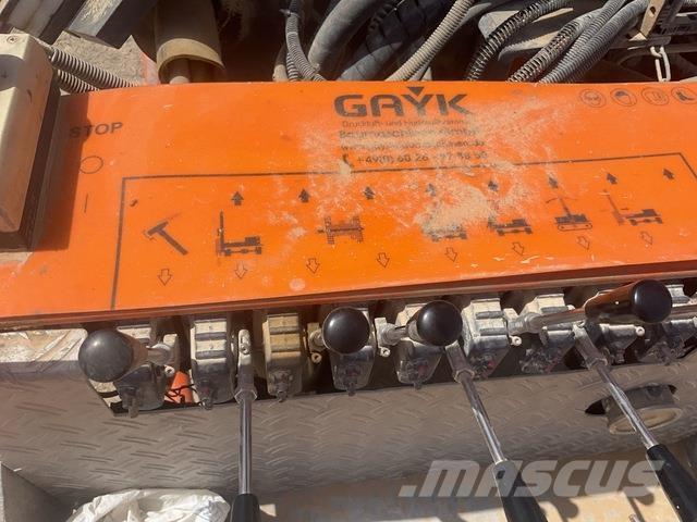  Gayk HRE3000 Wibracyjne maszyny do palowania