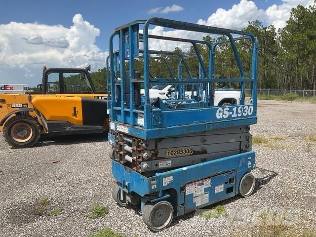 Genie GS-1930 Podnośniki nożycowe