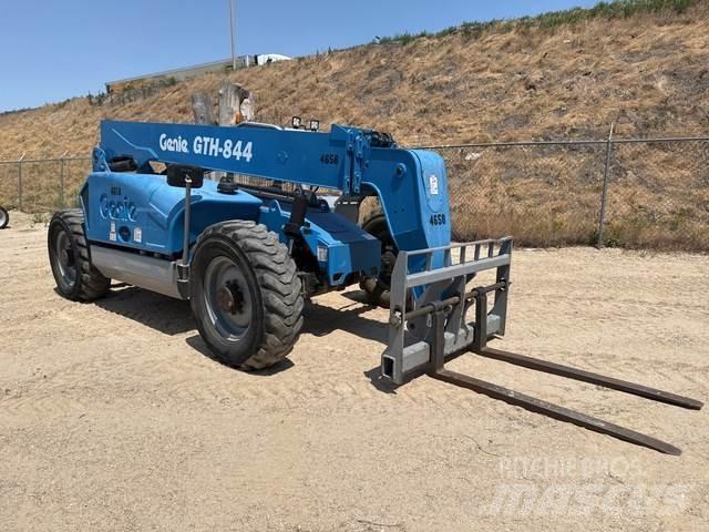 Genie GTH-844 Ładowarki teleskopowe