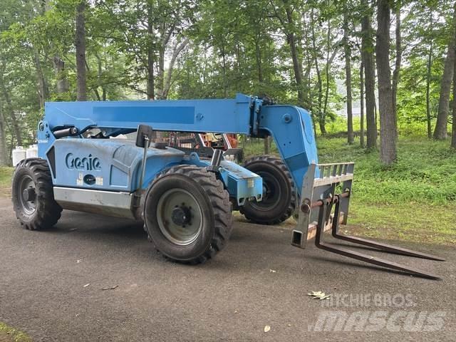 Genie GTH-844 Ładowarki teleskopowe