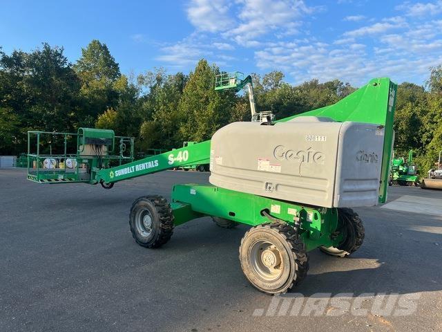 Genie S-40 Podnośniki teleskopowe