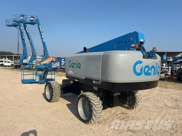 Genie S-65XC Podnośniki teleskopowe