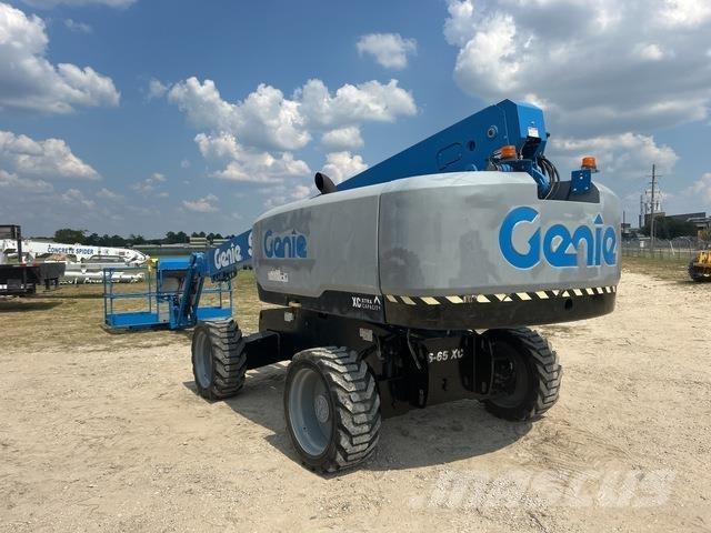 Genie S-65XC Podnośniki teleskopowe