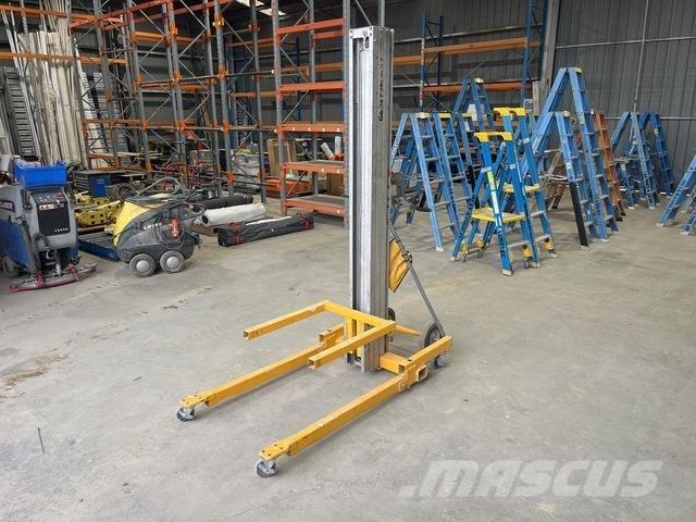 Genie SL-18 Maszyny budowlane - Inne