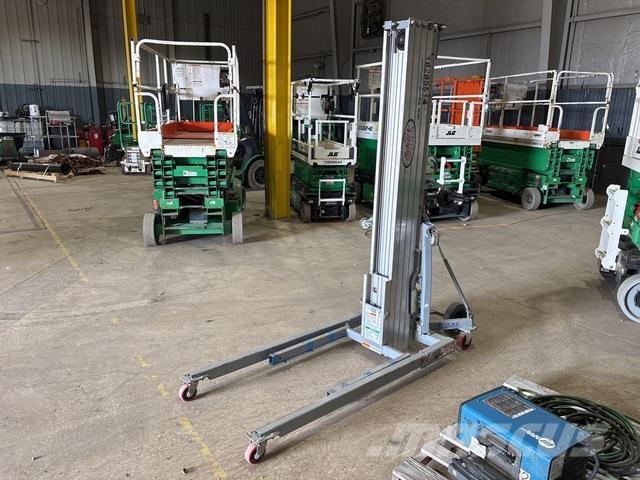 Genie SLC-24 Wciągarki, podnośniki i windy towarowe