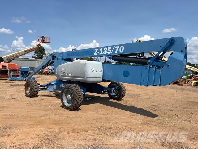 Genie Z-135 Podnośniki przegubowe