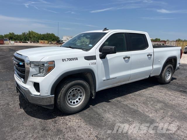 GMC 1500 Pick-upy / Pojazdy z otwieranymi burtami