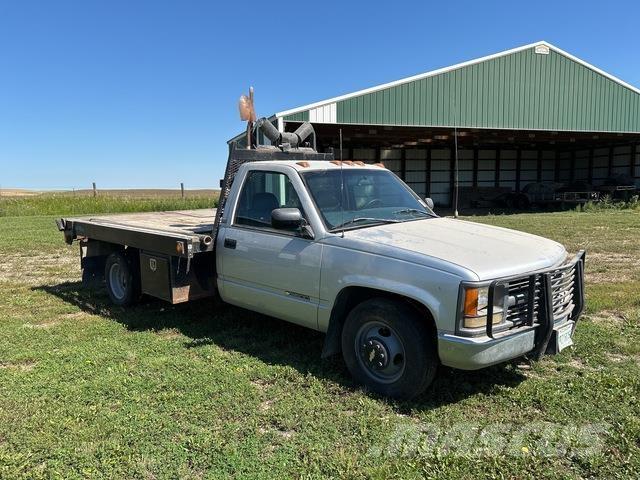 GMC 3500 Ciężarówki typu Platforma / Skrzynia