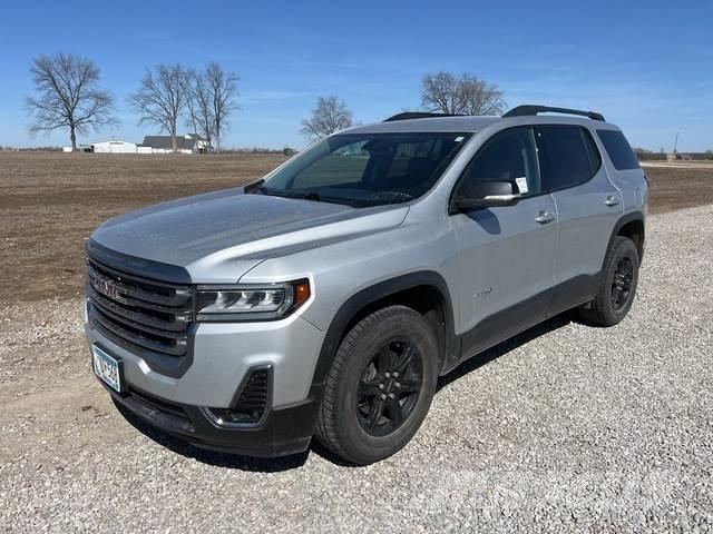 GMC Acadia Samochody osobowe