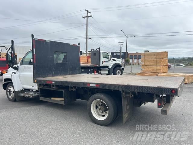 GMC C4500 Ciężarówki typu Platforma / Skrzynia
