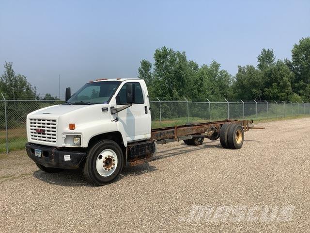 GMC C7500 Kabiny i wnętrze