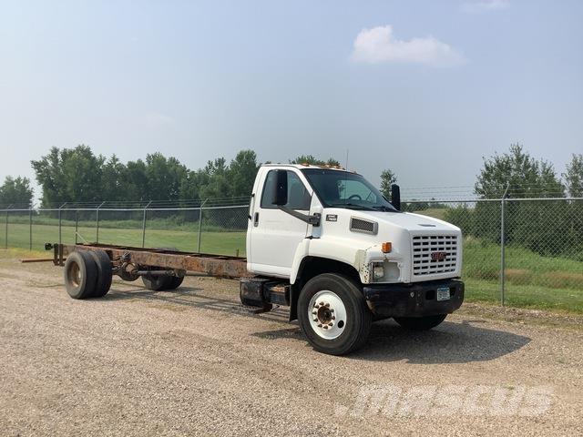 GMC C7500 Kabiny i wnętrze
