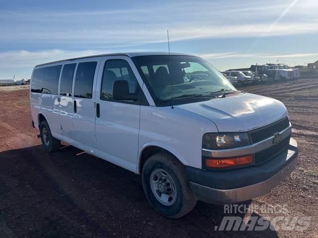 GMC Express Samochody osobowe
