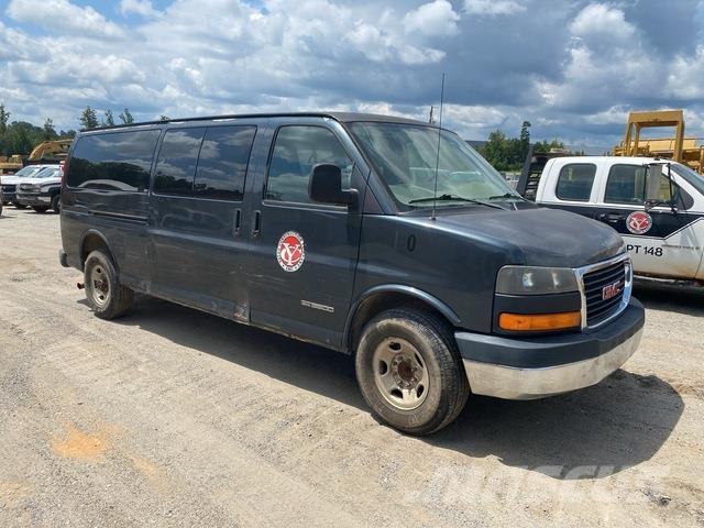 GMC G3500 Samochody osobowe