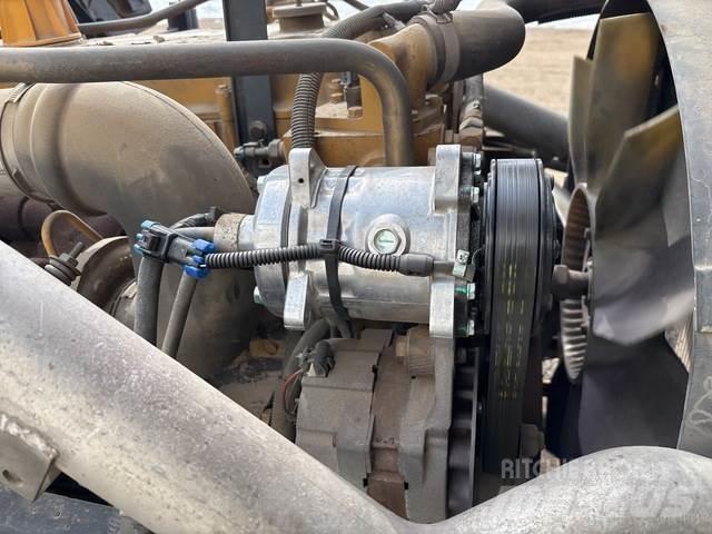 GMC T7500 Maszyny budowlane - Inne