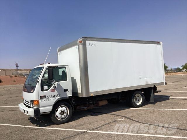 GMC W4500 Samochody ciężarowe ze skrzynią zamkniętą