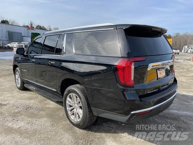 GMC Yukon Samochody osobowe