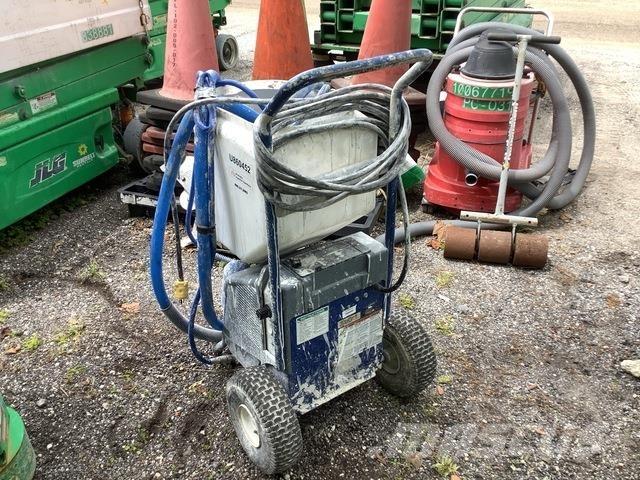 Graco RTX200PI Maszyny budowlane - Inne