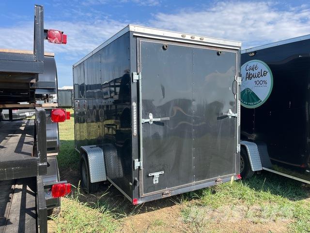  Grandview Przyczepy ze skrzynią zamkniętą