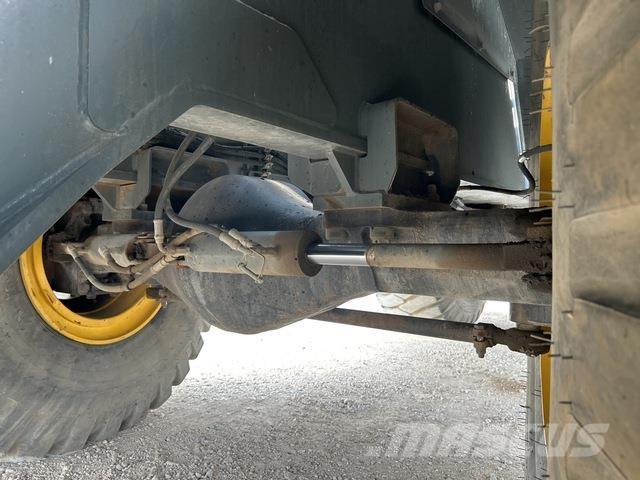 Grove RT700E Żurawie terenowe