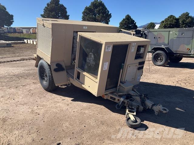  HDT DRASH Przyczepy niskopodłogowe