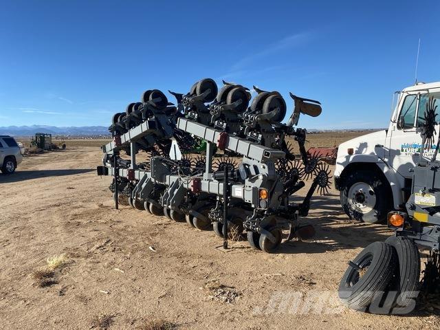 Hiniker 6000 Kultywatory