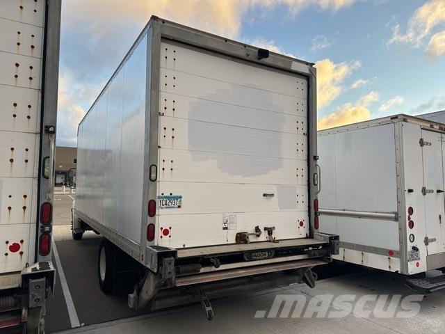 Hino 268 Samochody ciężarowe ze skrzynią zamkniętą