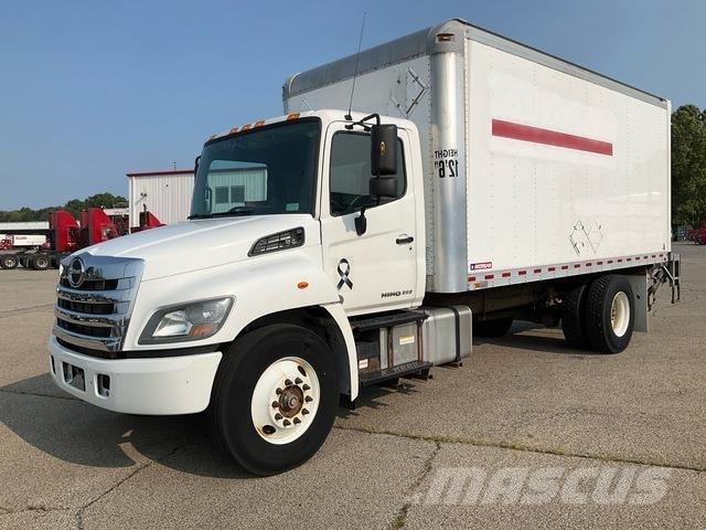 Hino 268 Samochody ciężarowe ze skrzynią zamkniętą