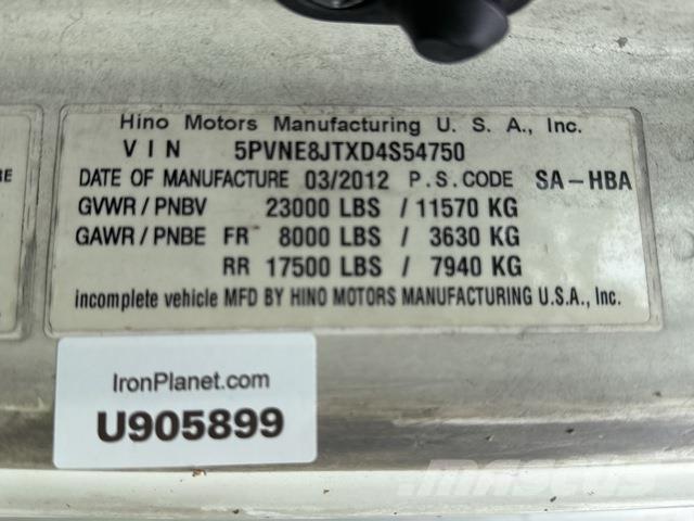 Hino 268 Samochody ciężarowe ze skrzynią zamkniętą