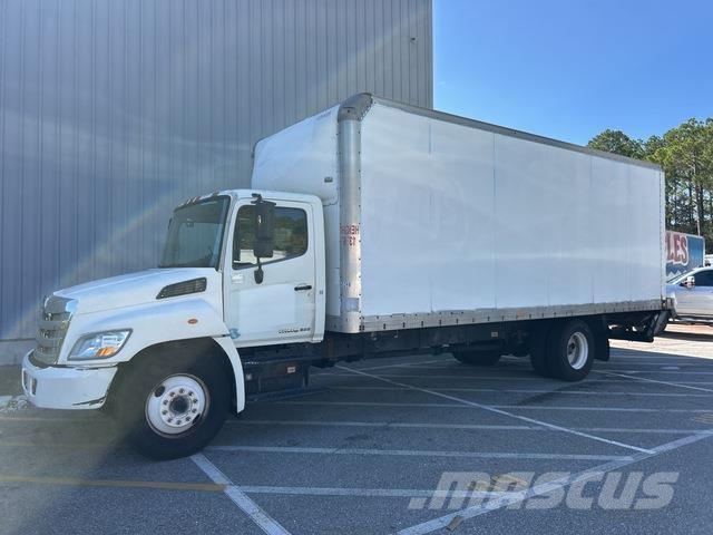 Hino 268 Samochody ciężarowe ze skrzynią zamkniętą