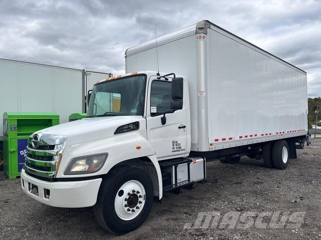 Hino 268 Samochody ciężarowe ze skrzynią zamkniętą