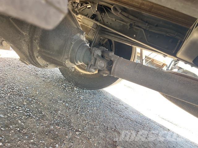 Hino 300 616 Chłodnie samochodowe