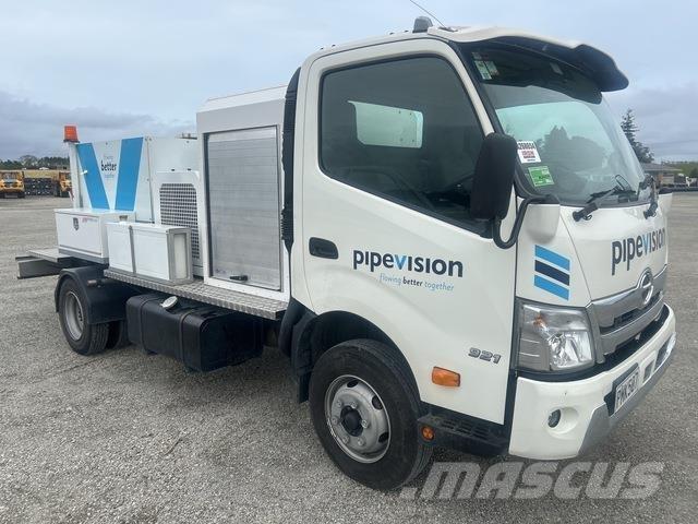 Hino 300 921 Polewaczki