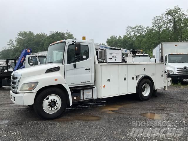 Hino 338 Pojazdy komunalne