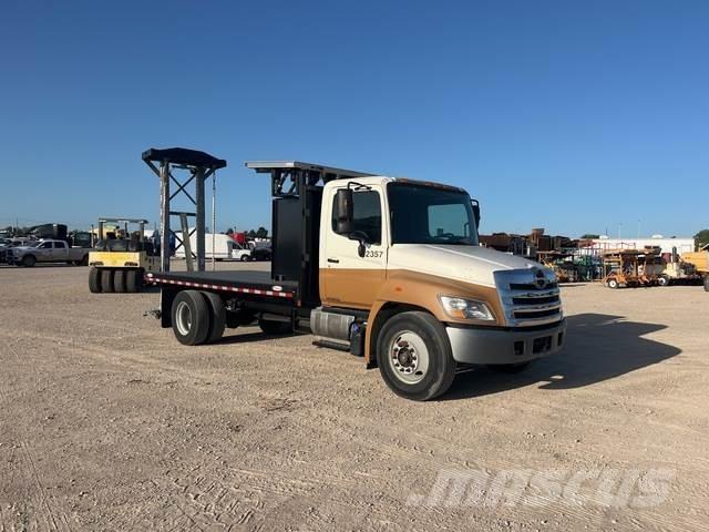 Hino 338 Pojazdy komunalne