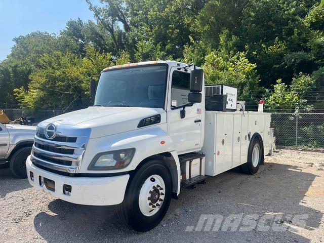 Hino 338 Pojazdy komunalne