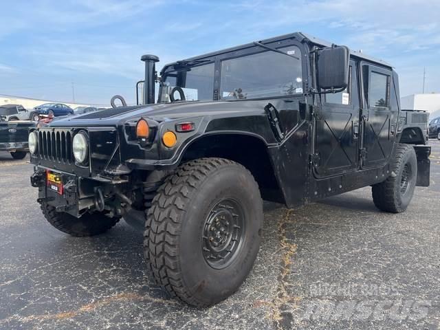 Hummer M11 Pick-upy / Pojazdy z otwieranymi burtami