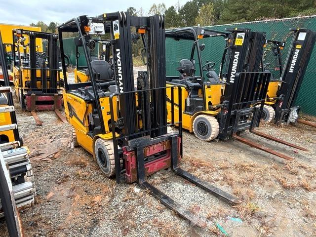 Hyundai 25B-9U Wózki elektryczne