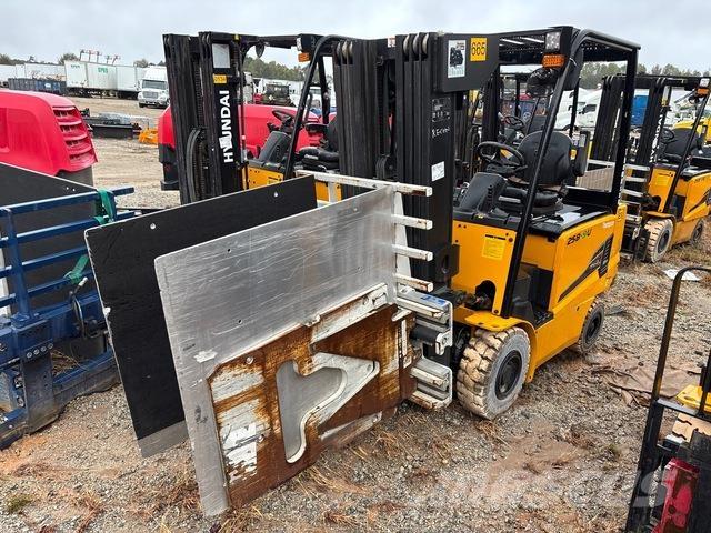 Hyundai 25B-9U Wózki elektryczne