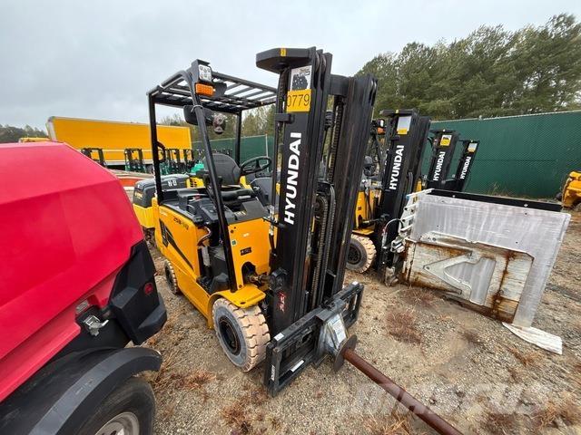 Hyundai 25B-9U Wózki elektryczne