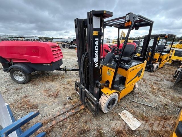 Hyundai 25B-9U Wózki elektryczne