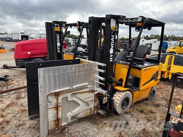 Hyundai 25B-9U Wózki elektryczne