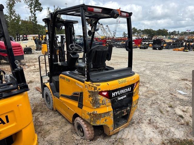 Hyundai 25B-9U Wózki elektryczne