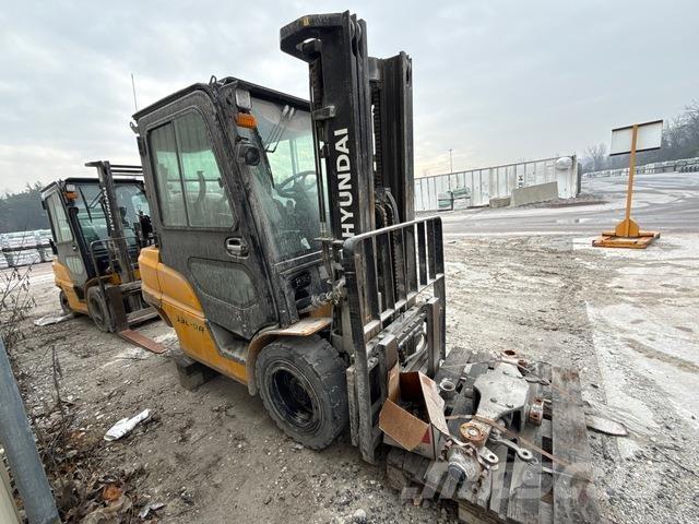 Hyundai 33L-9A Wózki widłowe inne