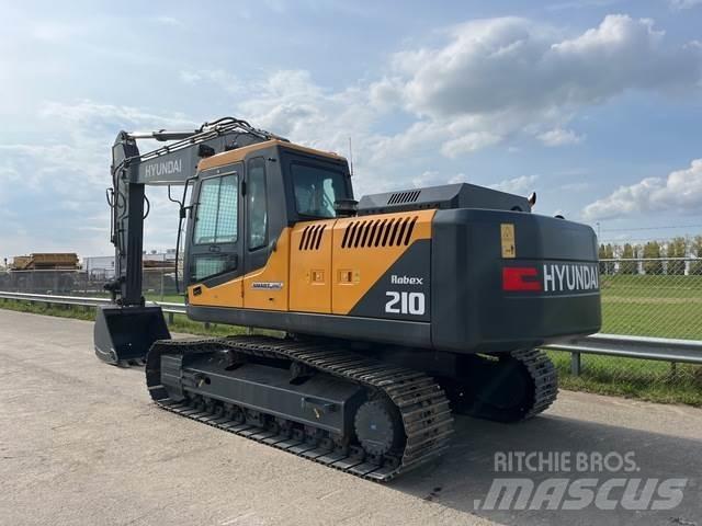 Hyundai R210 Koparki gąsienicowe