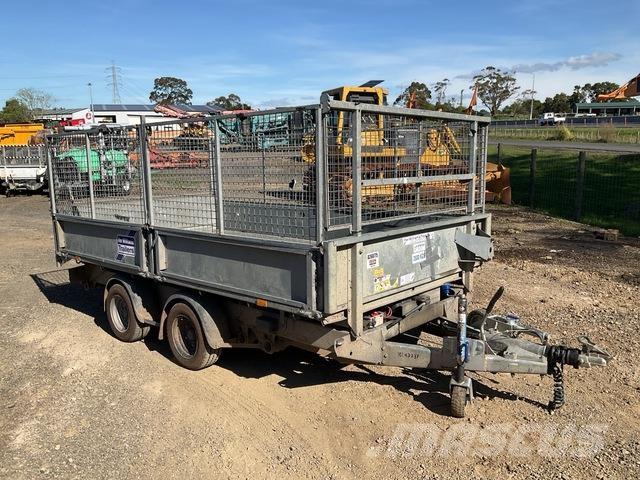 Ifor Williams  Przyczepy do transportu samochodów