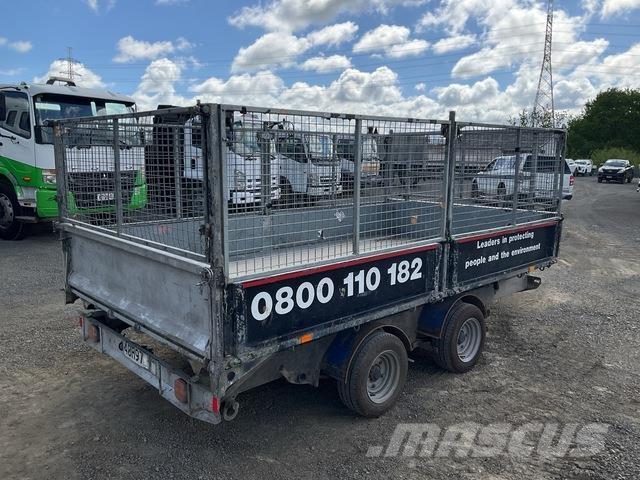 Ifor Williams  Przyczepy do transportu samochodów