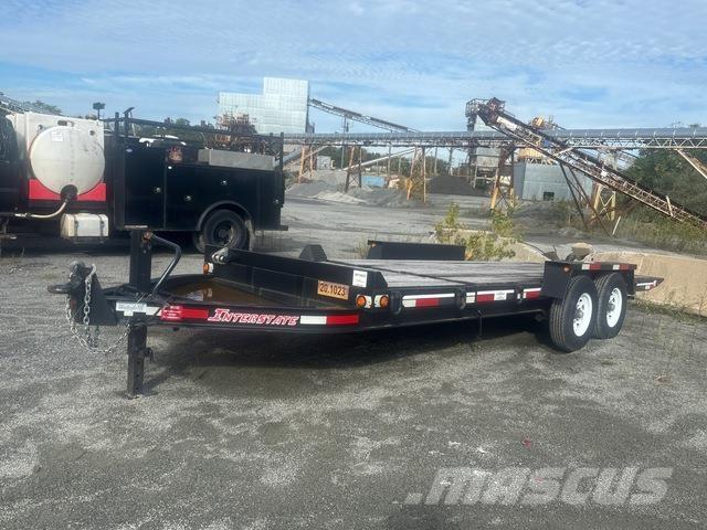 Interstate  Przyczepy niskopodłogowe