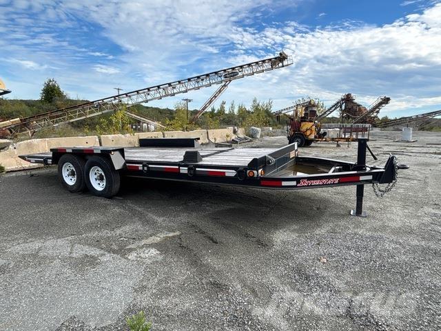 Interstate  Przyczepy niskopodłogowe